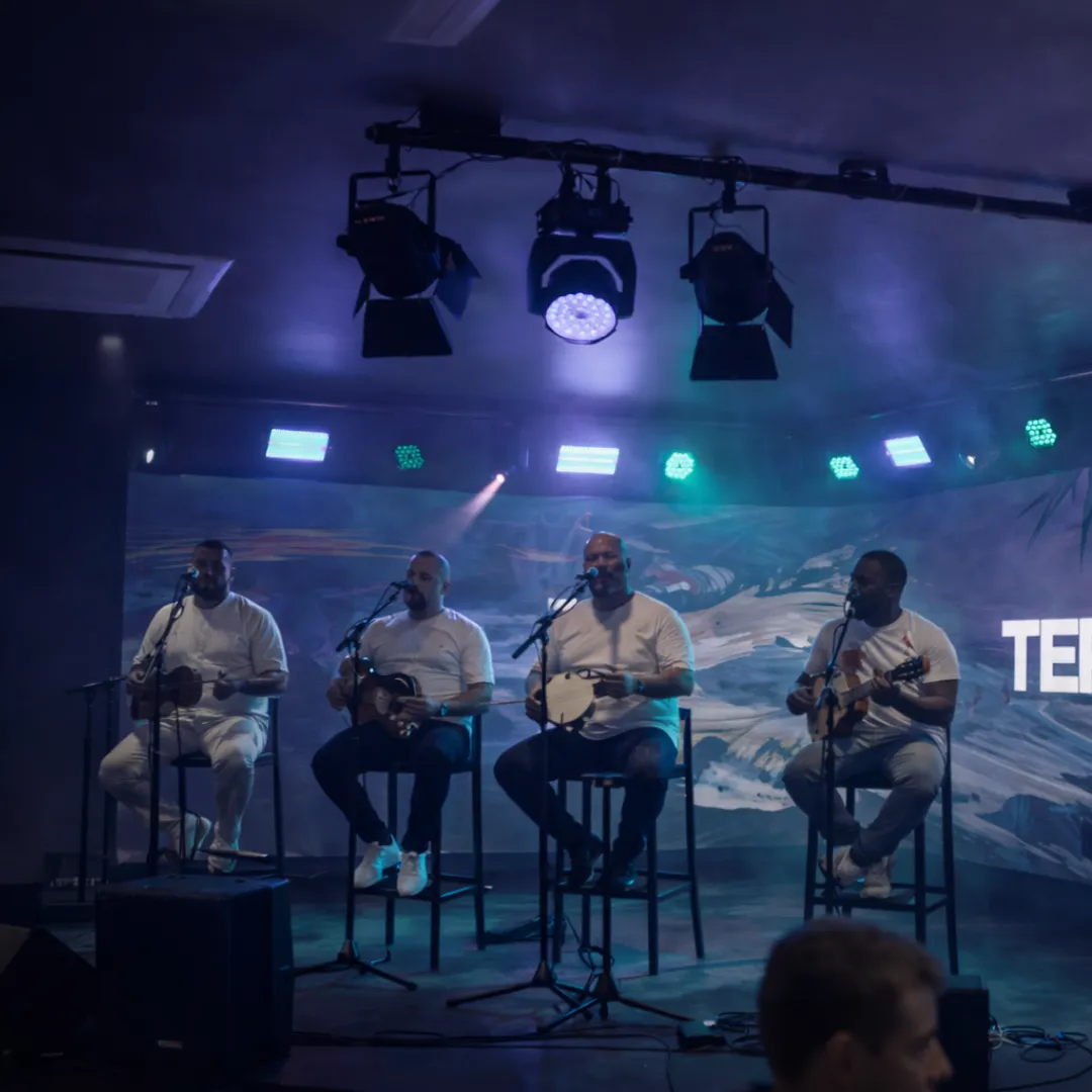 bar centro foz do iguaçu, Vista panorâmica do Terrazzo Lounge Bar em Foz do Iguaçu ao entardecer